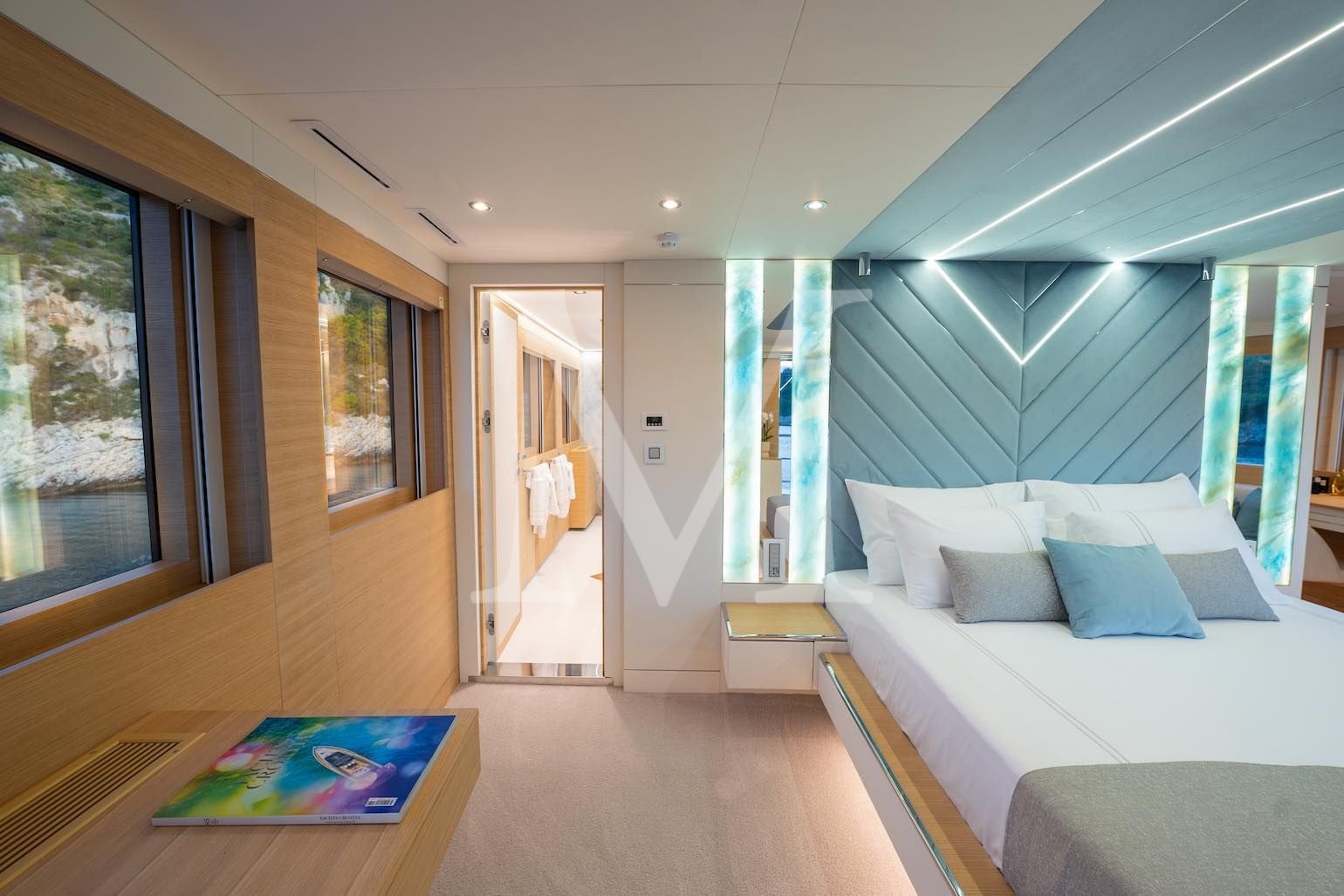 renata_yacht_master3