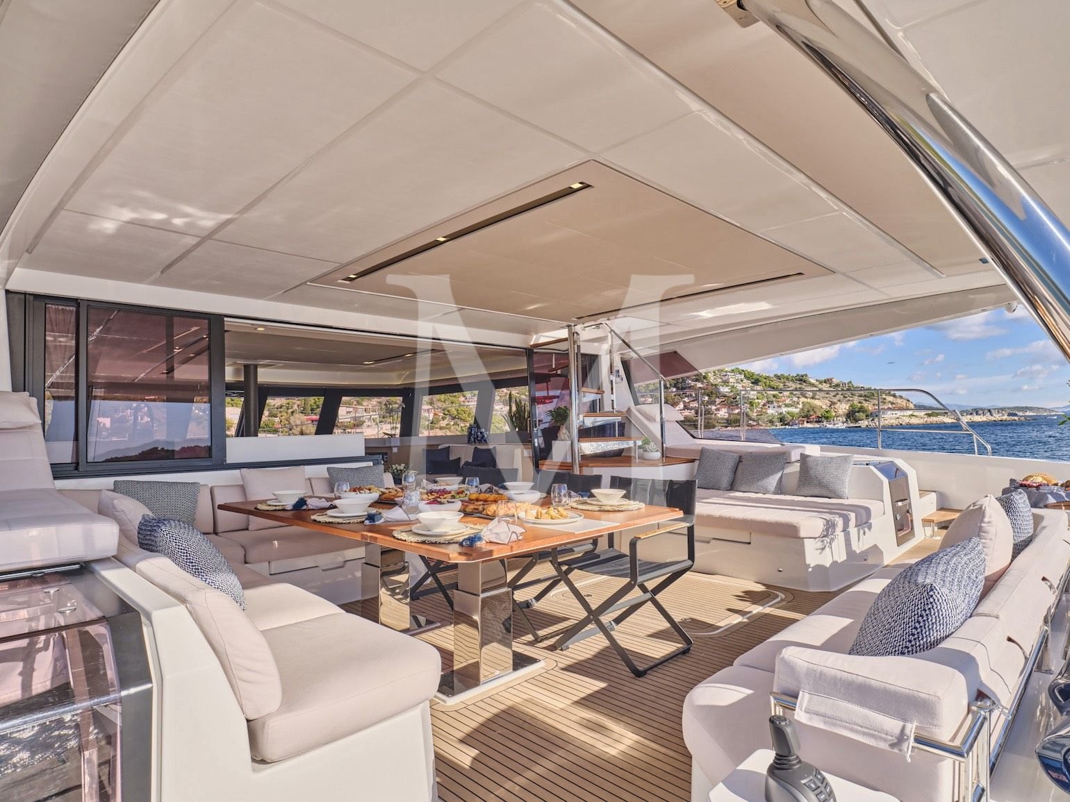 Majesty_of_greece_catamaran_yacht_charter_aft_deck
