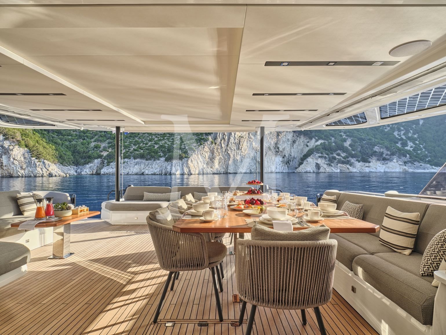 fountaine pajot Christal Mio 80 Greece Charter_ aft