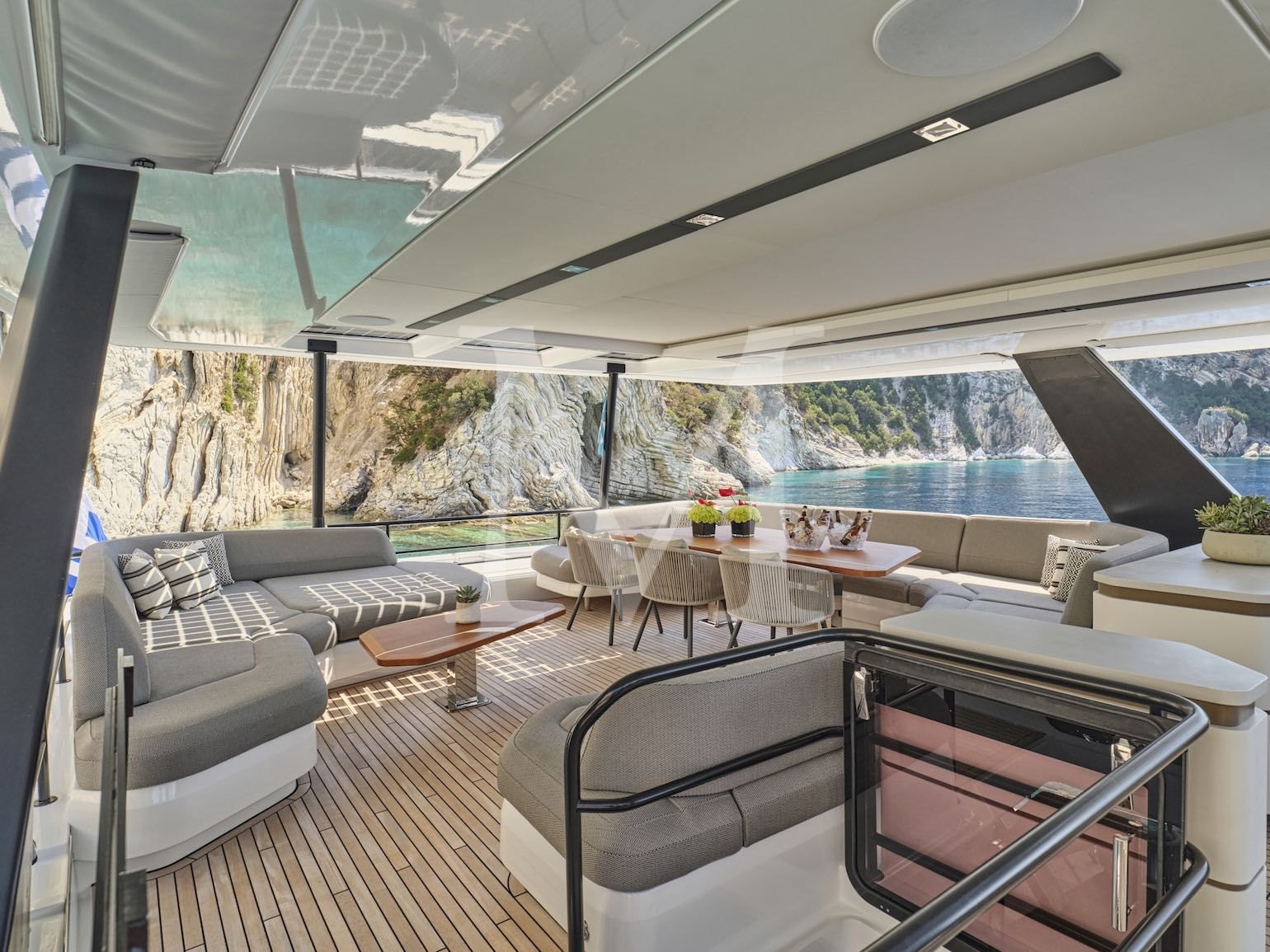 upper deck_Charter in greece New Christal MIO 80