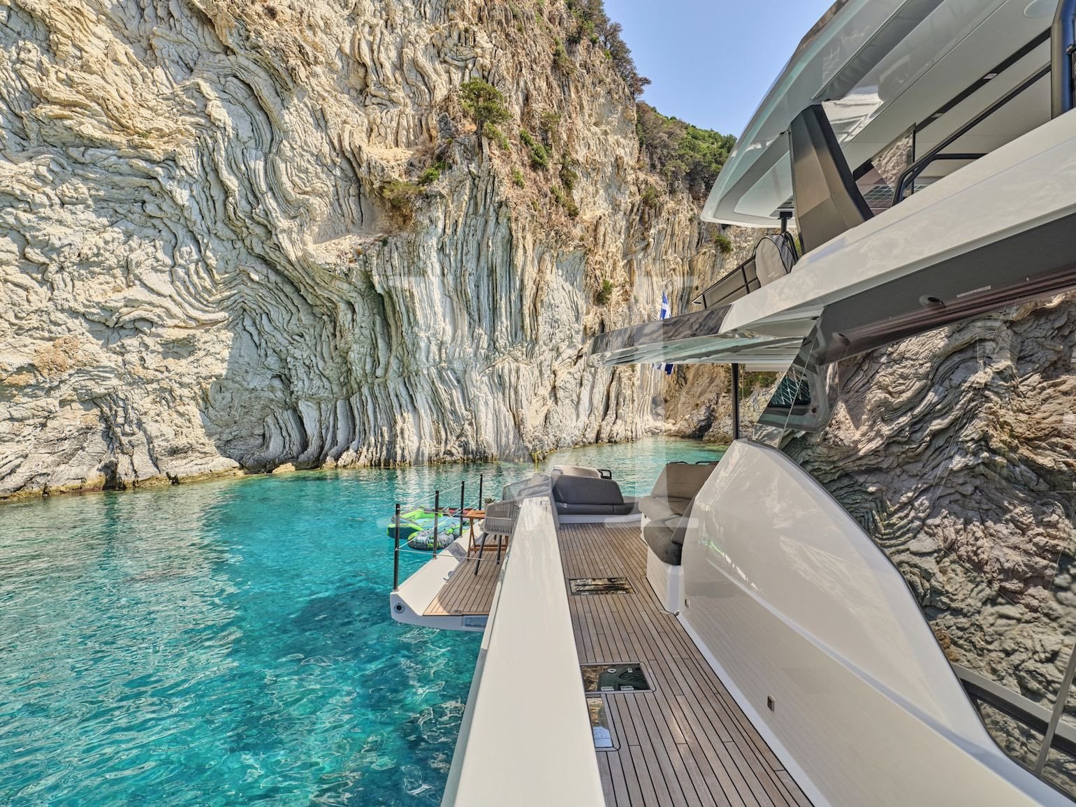 charter yacht New power catamaran Christal MIO 80