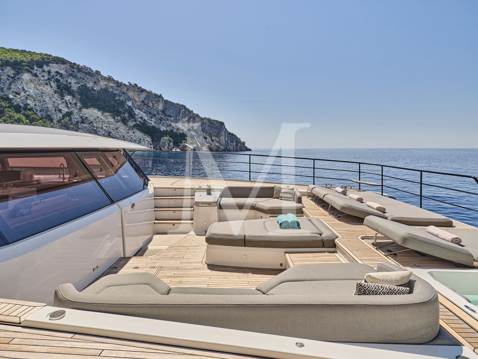 charter yacht New power catamaran Christal MIO 80 Greece_fore