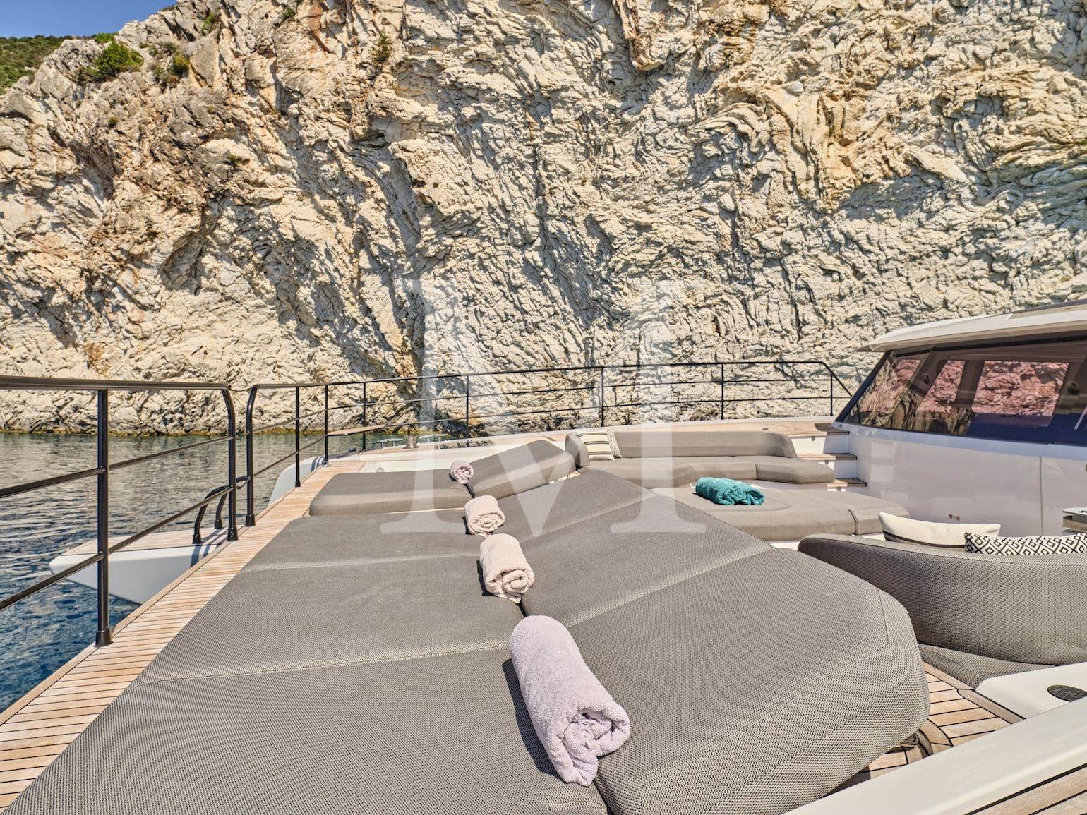 charter yacht New power catamaran Christal MIO 80 Greece_loungers
