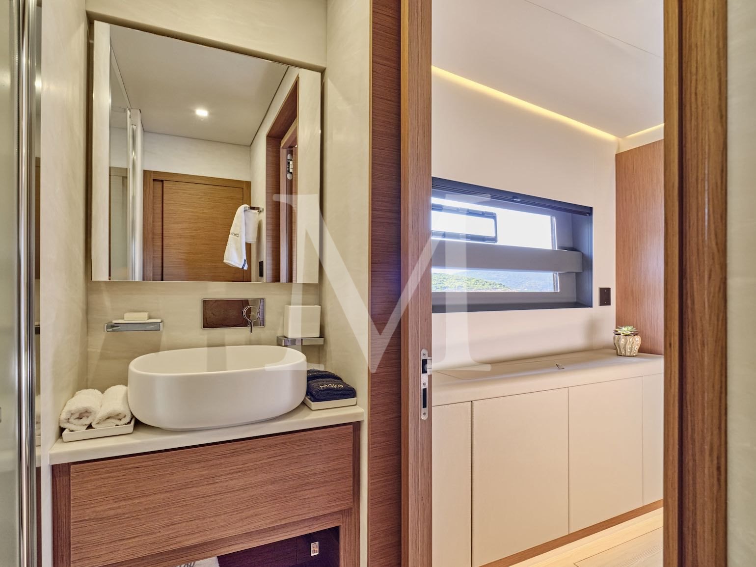 charter yacht New power catamaran Christal MIO 80 Greece_double2