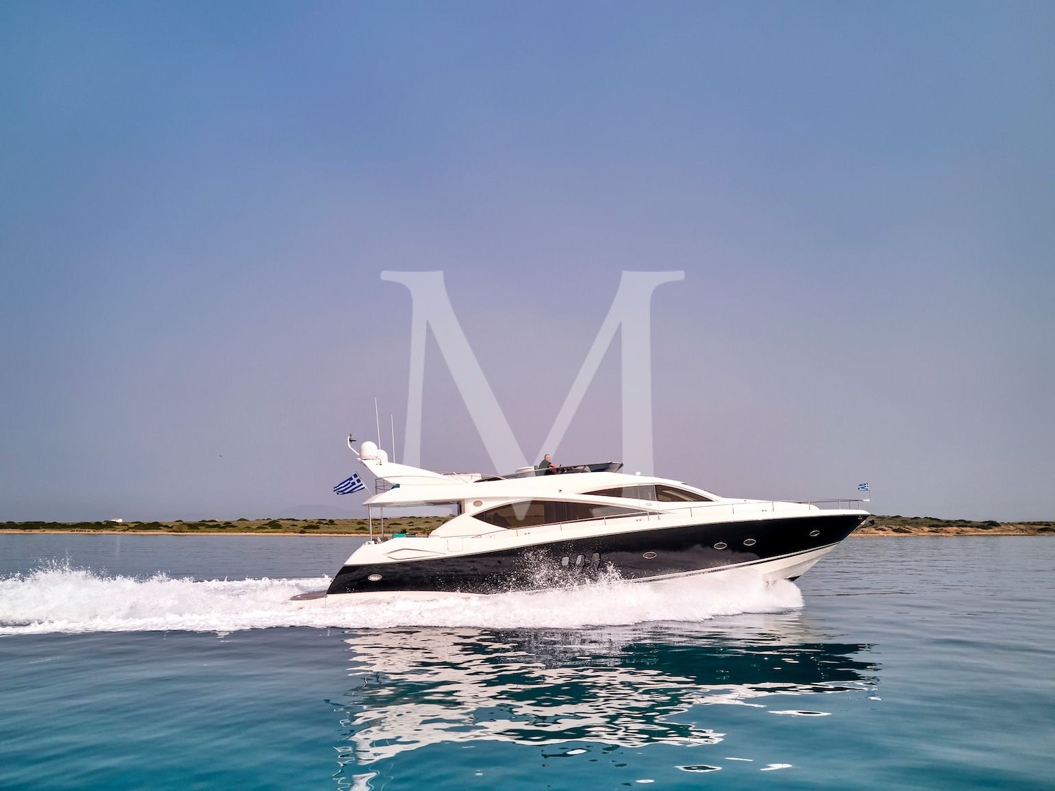 m_five__sunseeker_yacht_charter_summer
