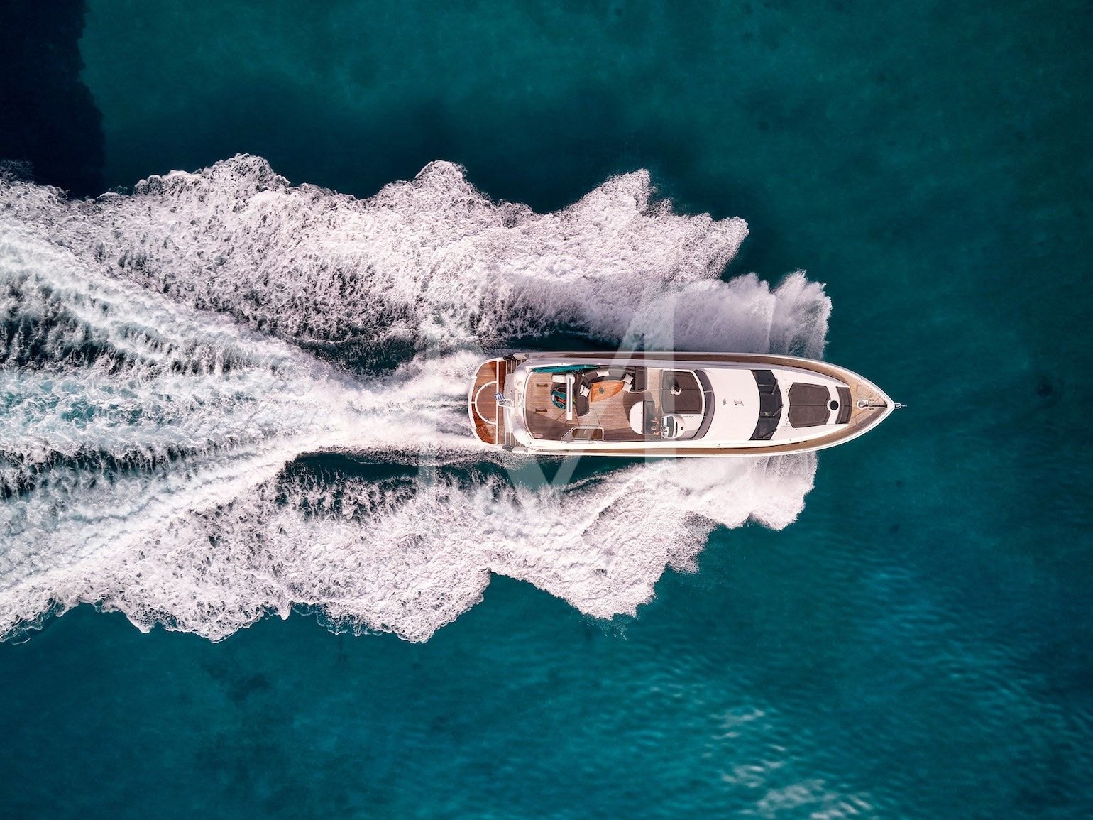 m_five__sunseeker_greece_yacht_charter_summer