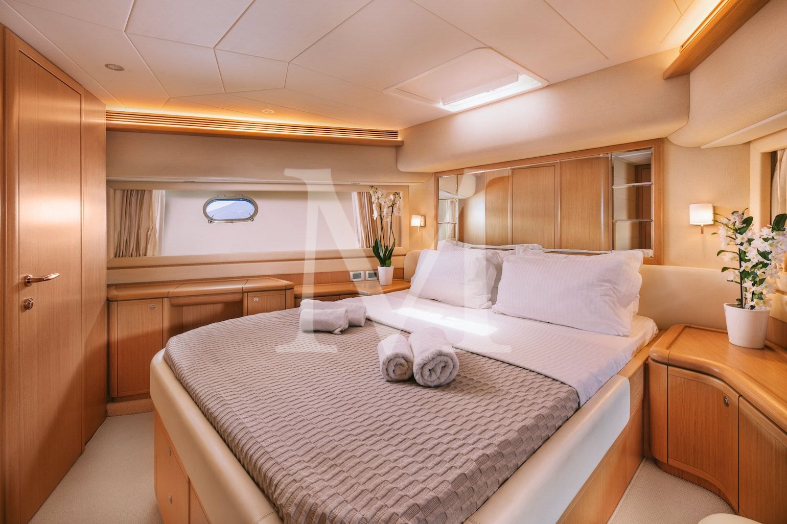 Maybe_not_yacht_charter_ferretti_VIP2