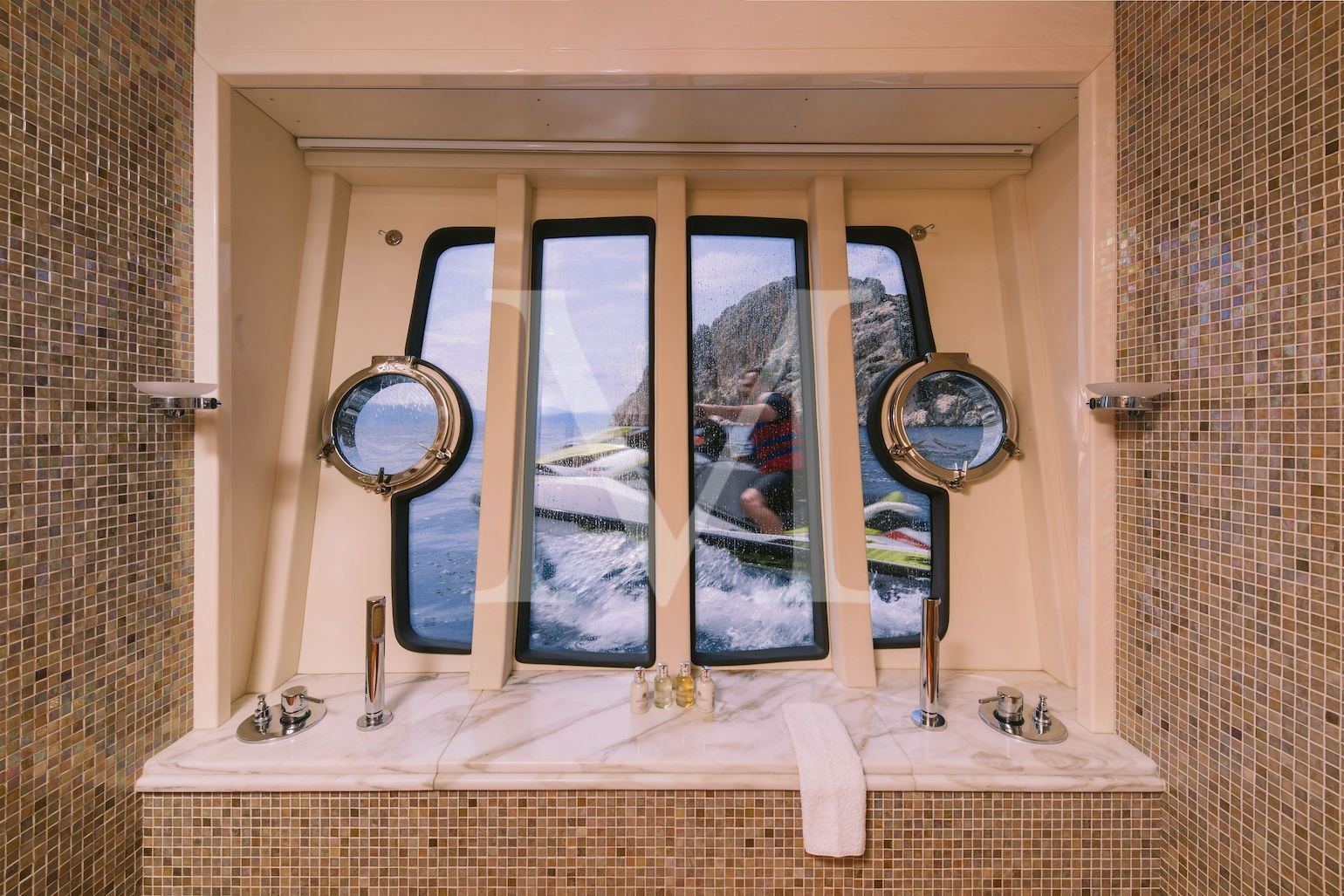 Maybe_not_yacht_charter_ferretti_Master_cabin_bath_detail