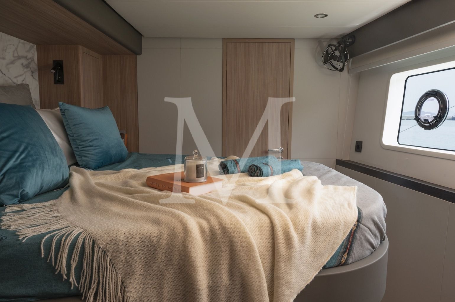 Andare Oltre guest cabin