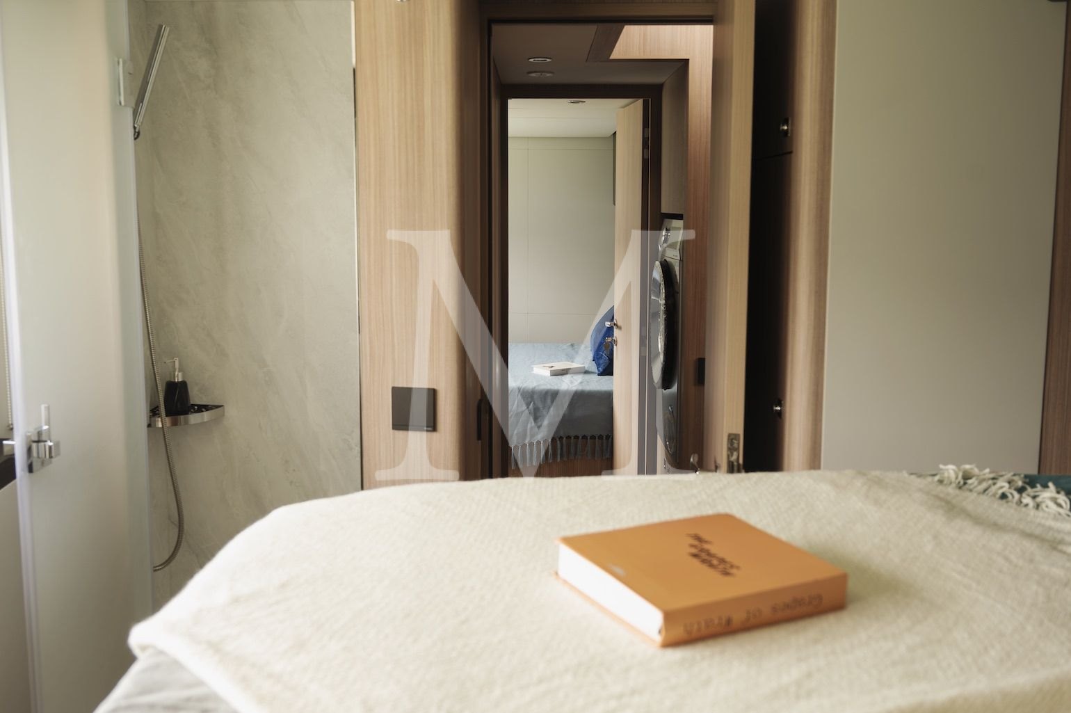 Andare Oltre guest cabin6