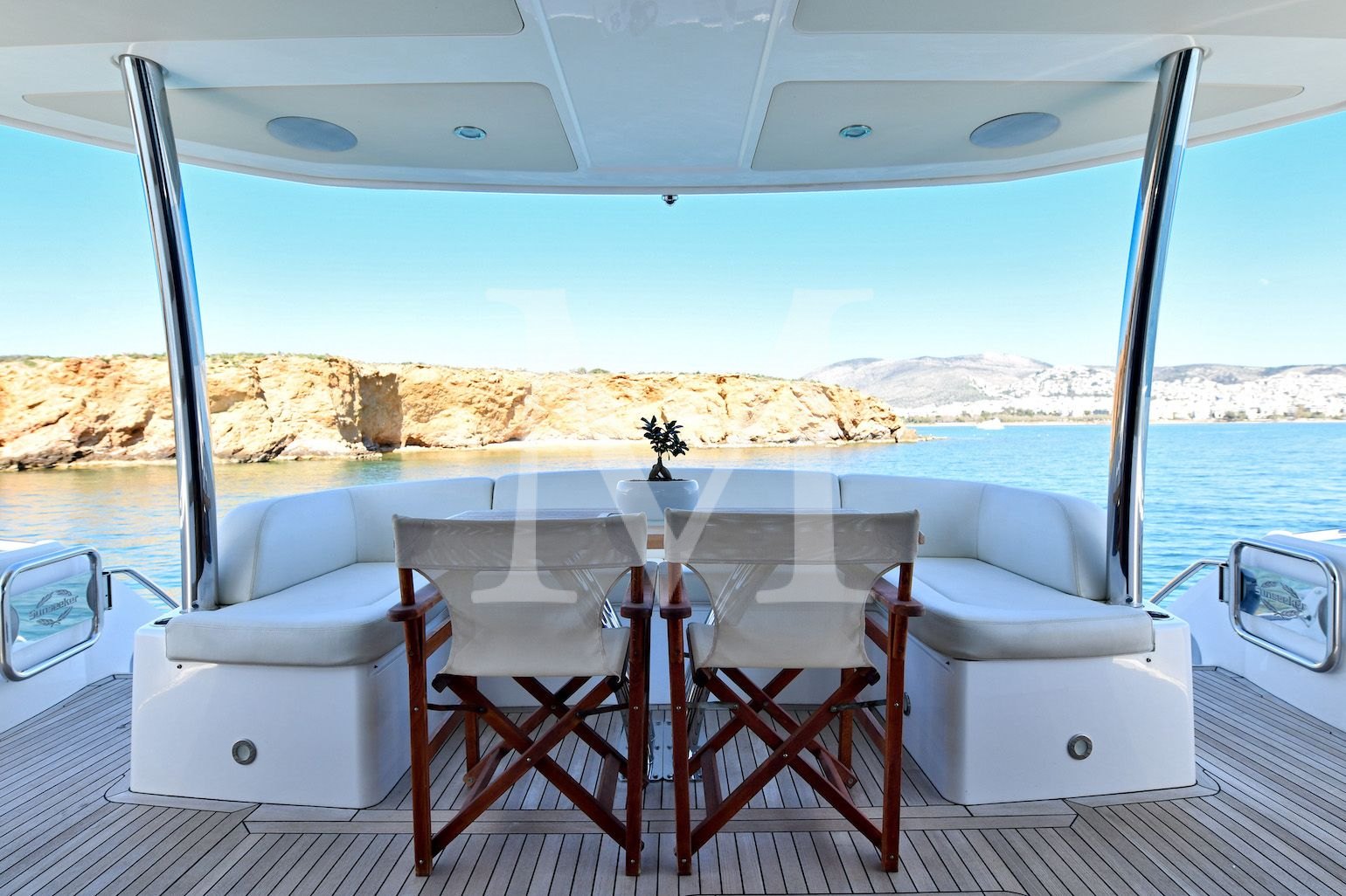 Sunseeker_Grace_XI_aft_deck