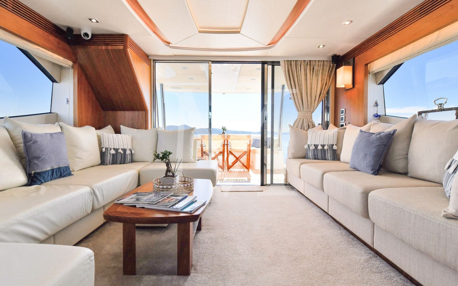 Sunseeker_Grace_XI_salon3