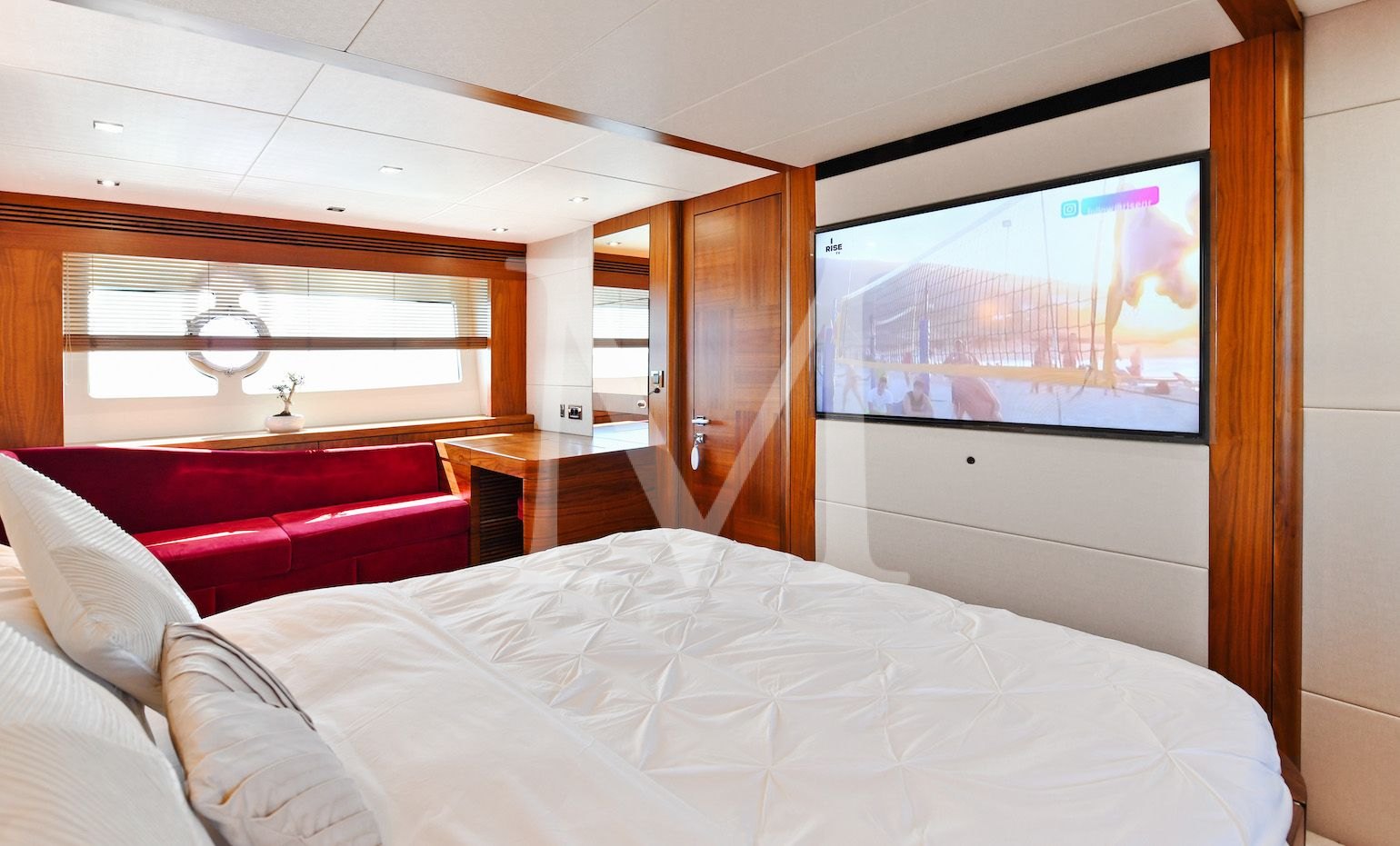 Sunseeker_Grace_XI_master3