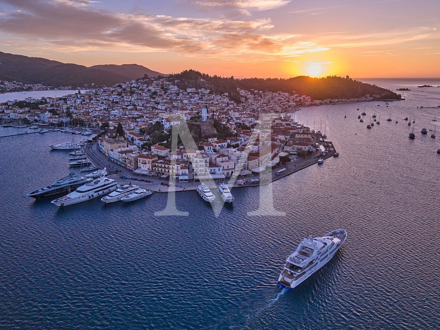 SOJO_cruising_greece