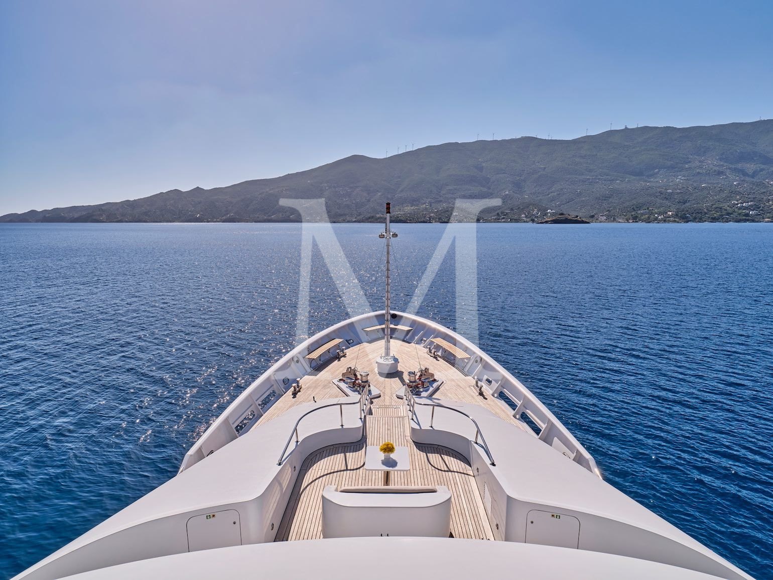 SOJO_sundeck_jacuzzi_view_bow