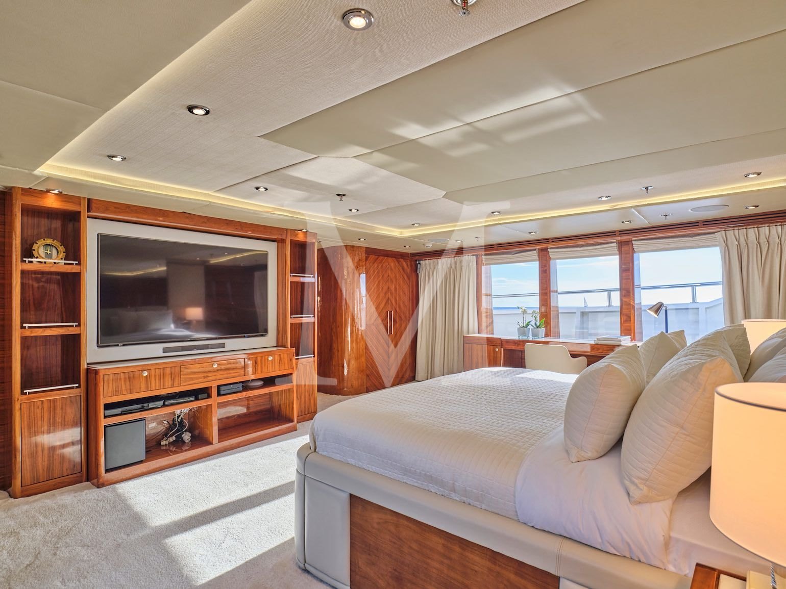 SOJO_master_suite_TV