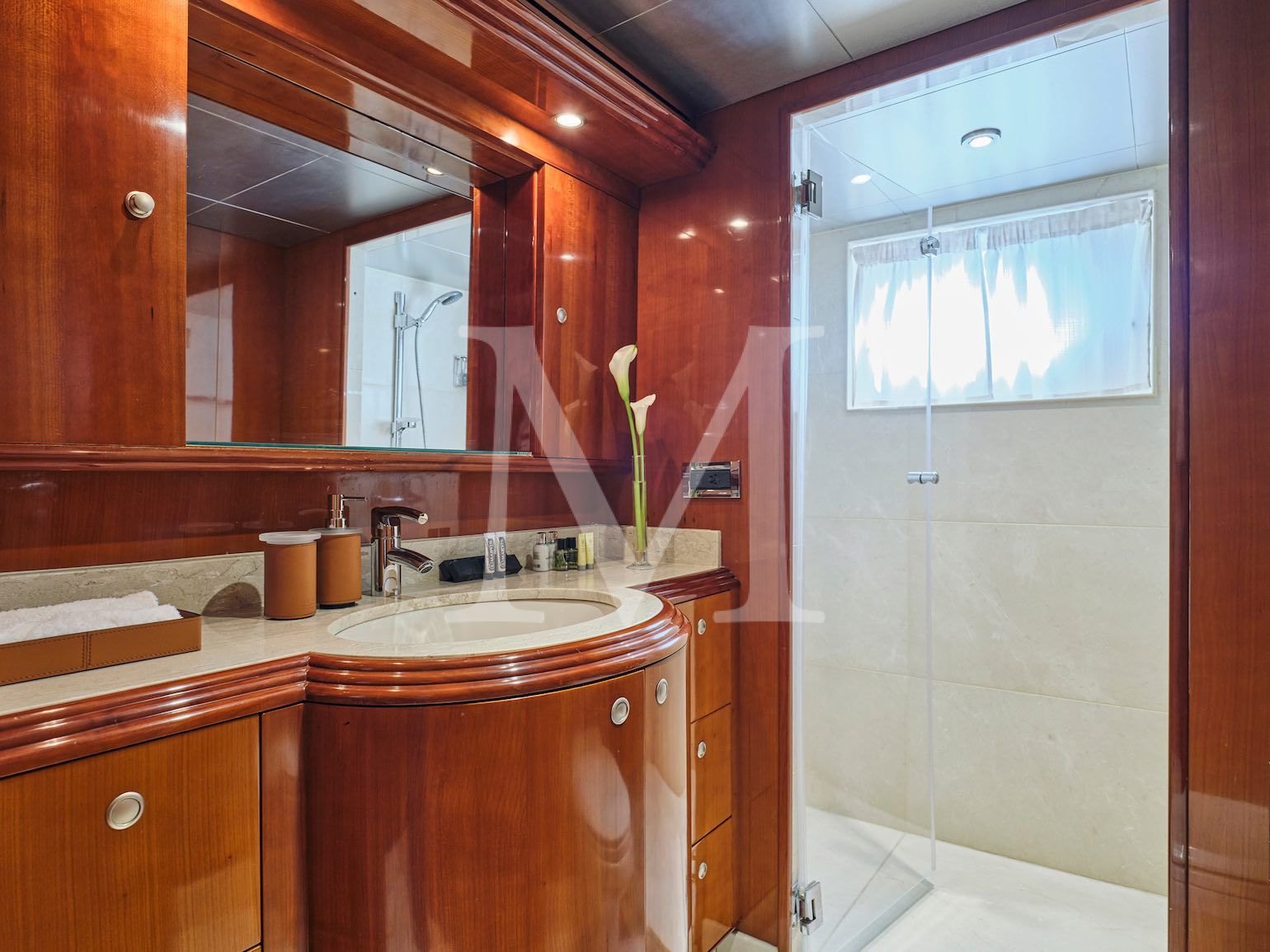SOJO_VIP_2_bath