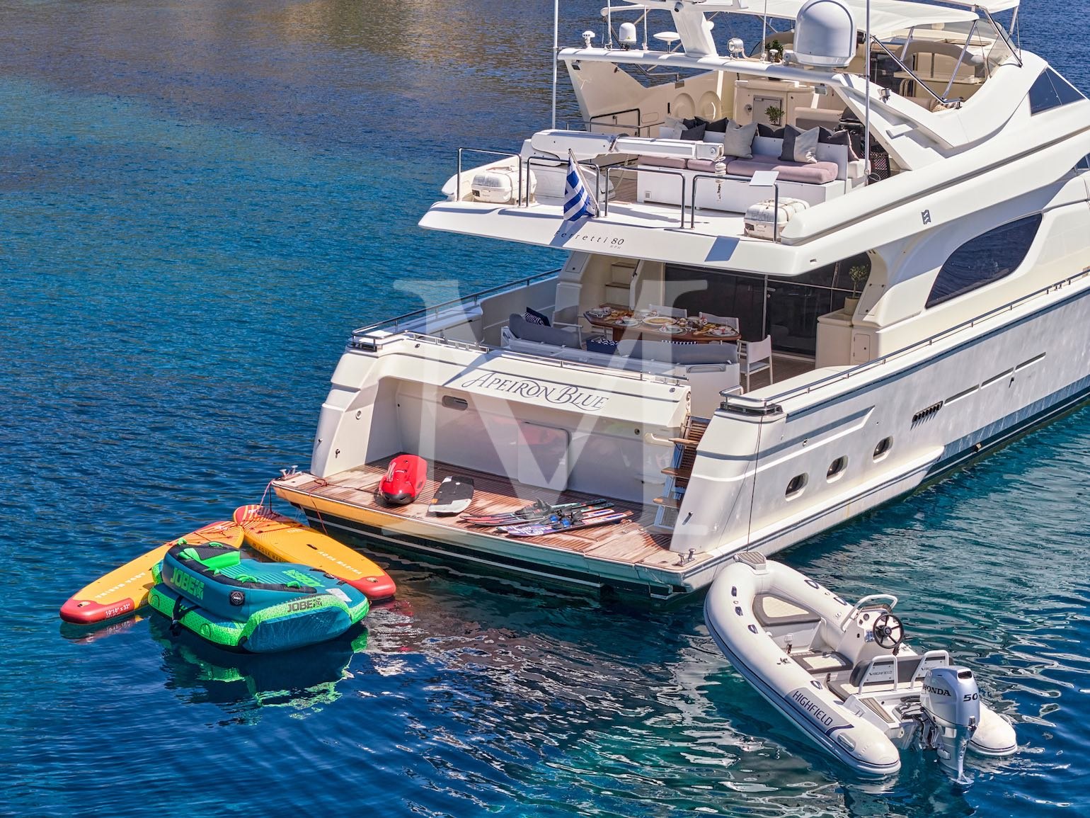 APEIRON_BLUE_YACHT_charter_ferretti80