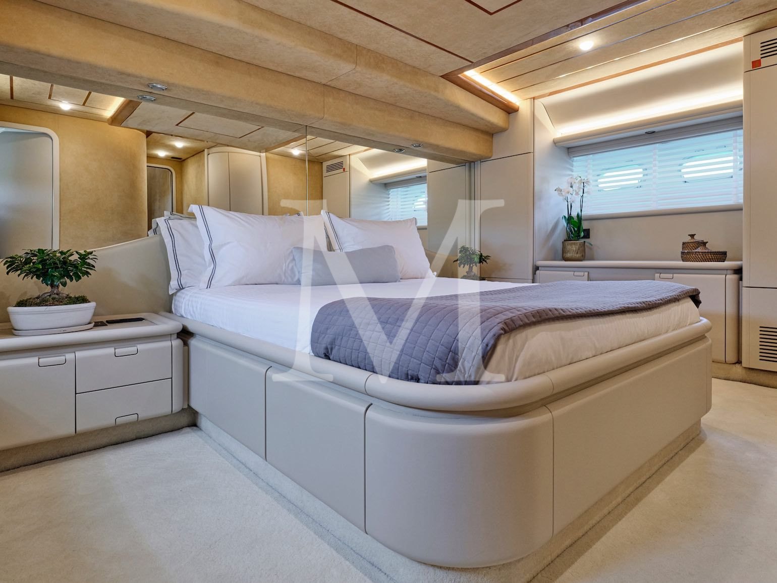 APEIRON_BLUE_YACHT_CHARTER_master