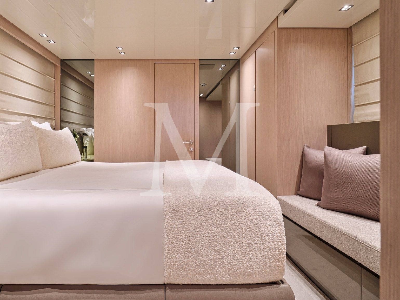 Dellagrazia_Sanlorenzo_SX88_charter_greece_VIP2