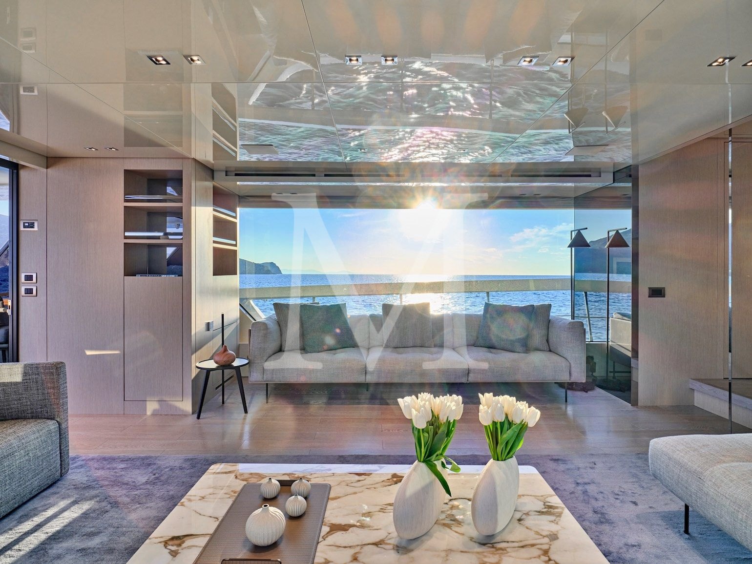 Dellagrazia_Sanlorenzo_SX88_charter_greece_salon5