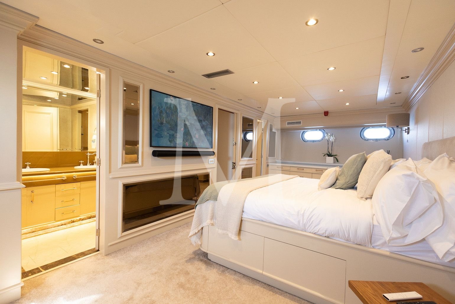 Kokomo_Nights_yacht_charter_greece_lower_master_2