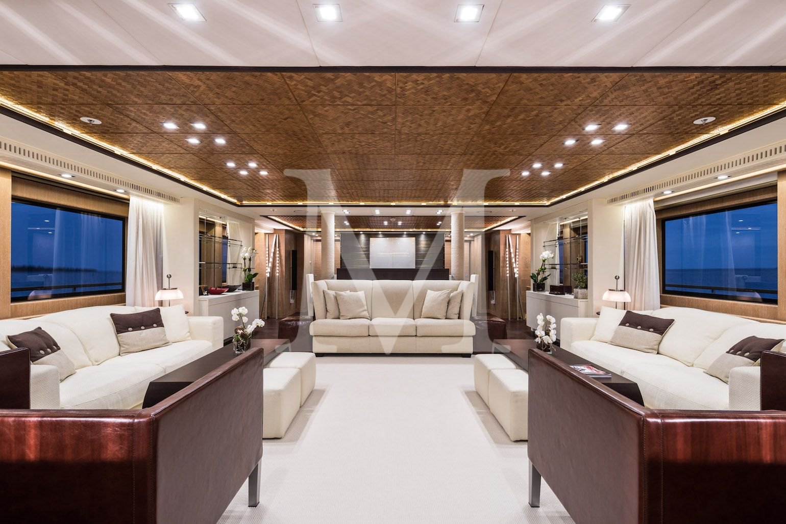 the 50m I Nova explorer main salon