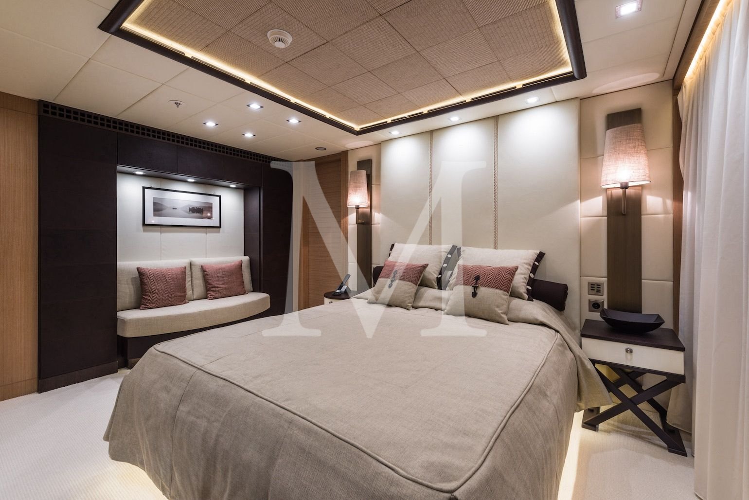 50m I nova lower deck VIP 2