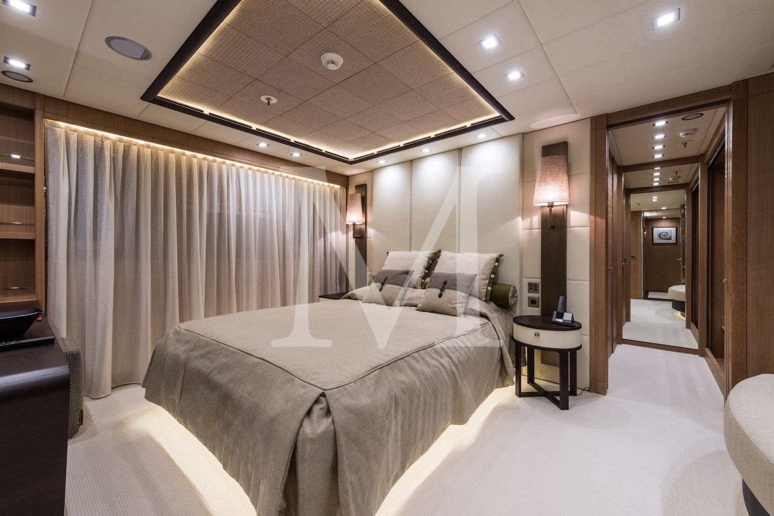 50m I nova lower deck VIP