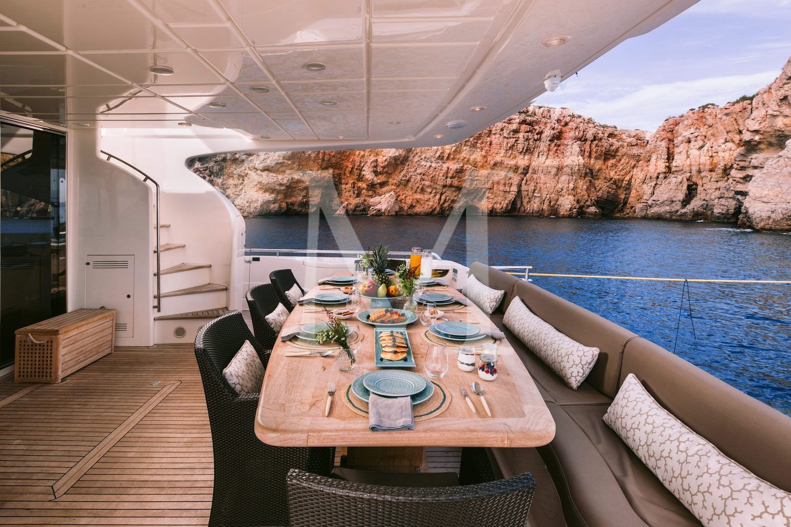 Meli_27m Ferretti_2026_aft