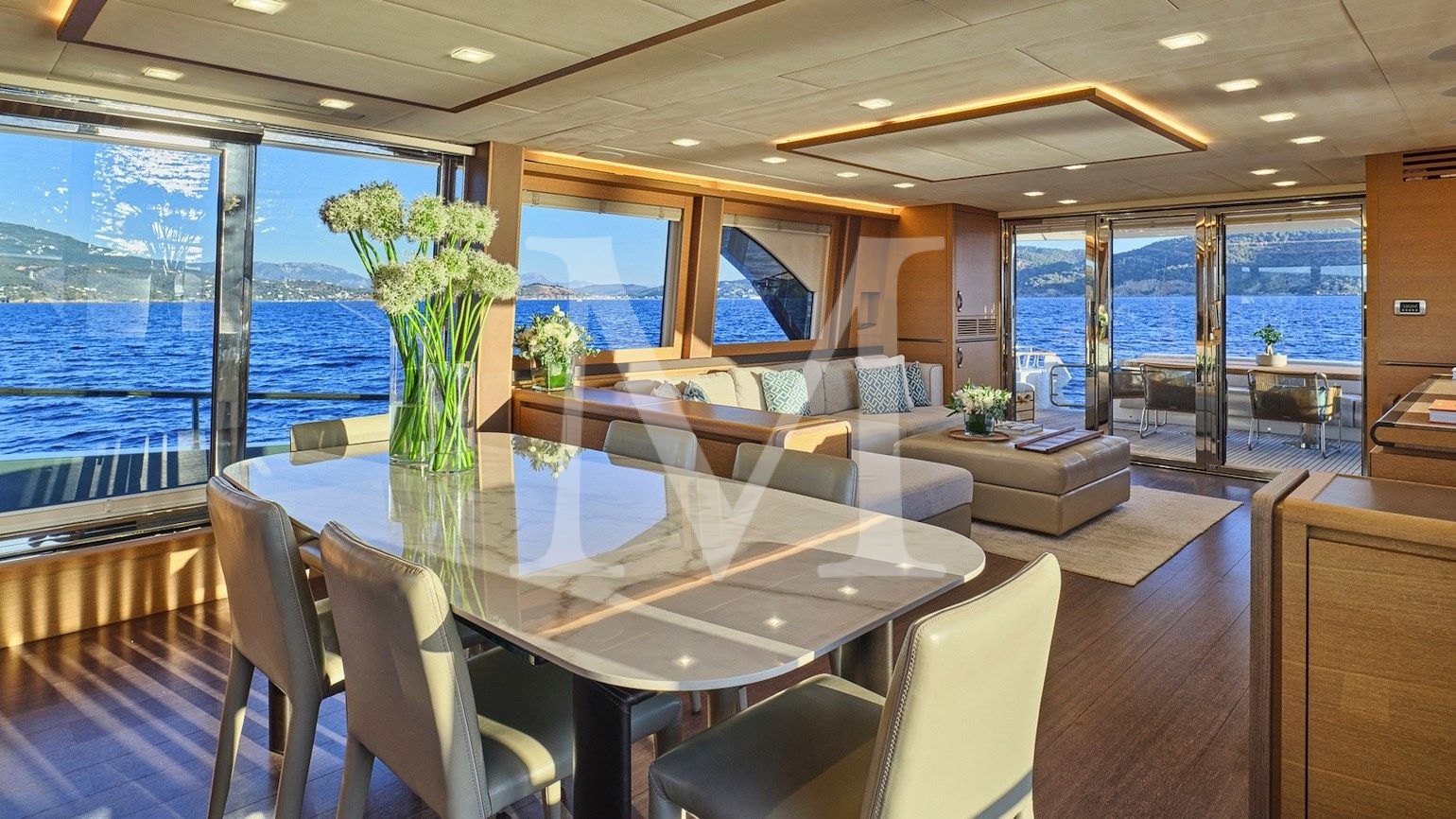 Nayla_yacht_monte_carlo_charter_greece_salon2