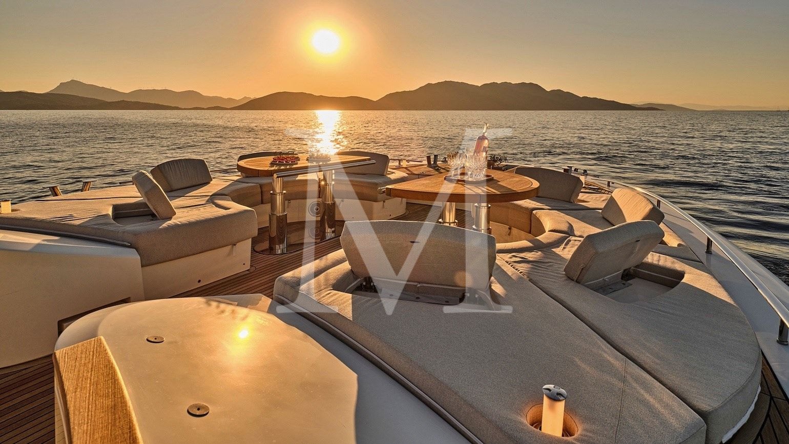 Nayla_yacht_monte_carlo_charter_greece_bow_settee