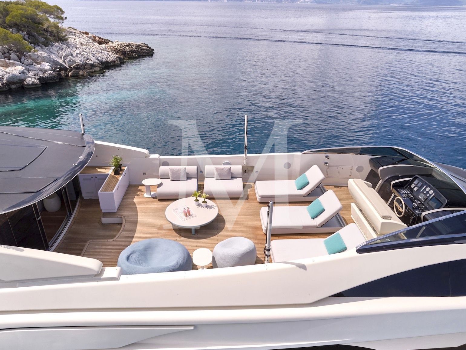 charter yacht Beyond RIVA 36m - Sundeck