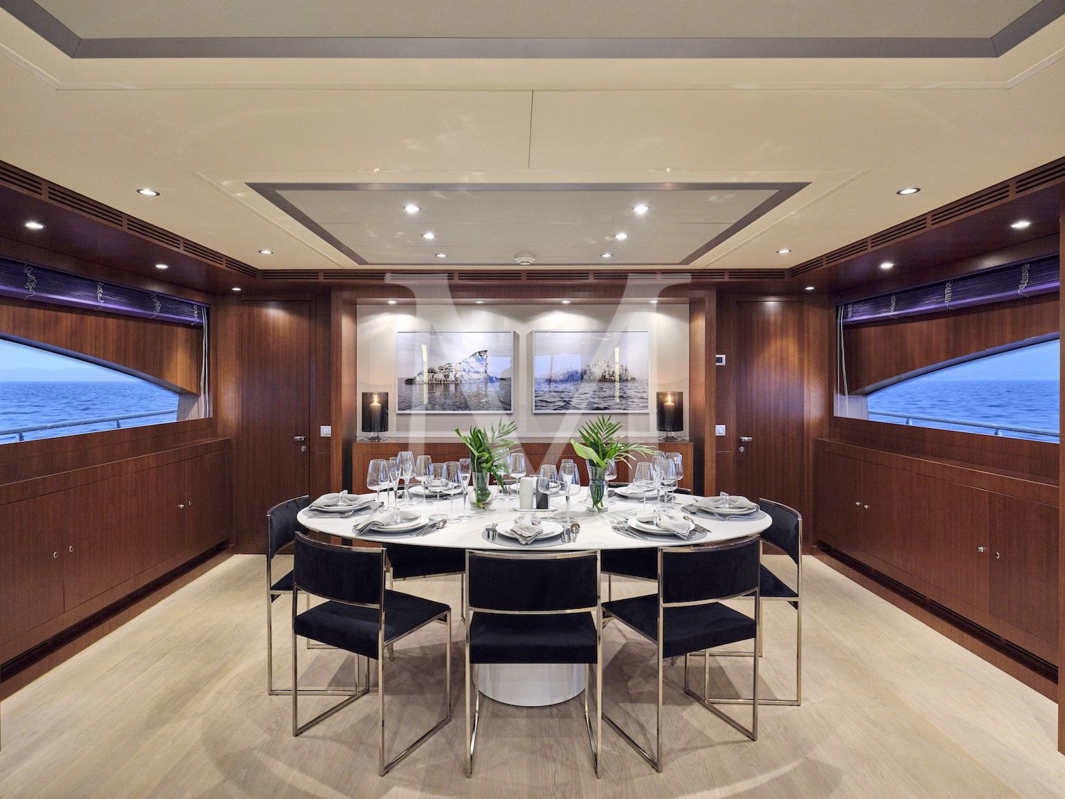 charter yacht Beyond RIVA 36m - main salon Dining