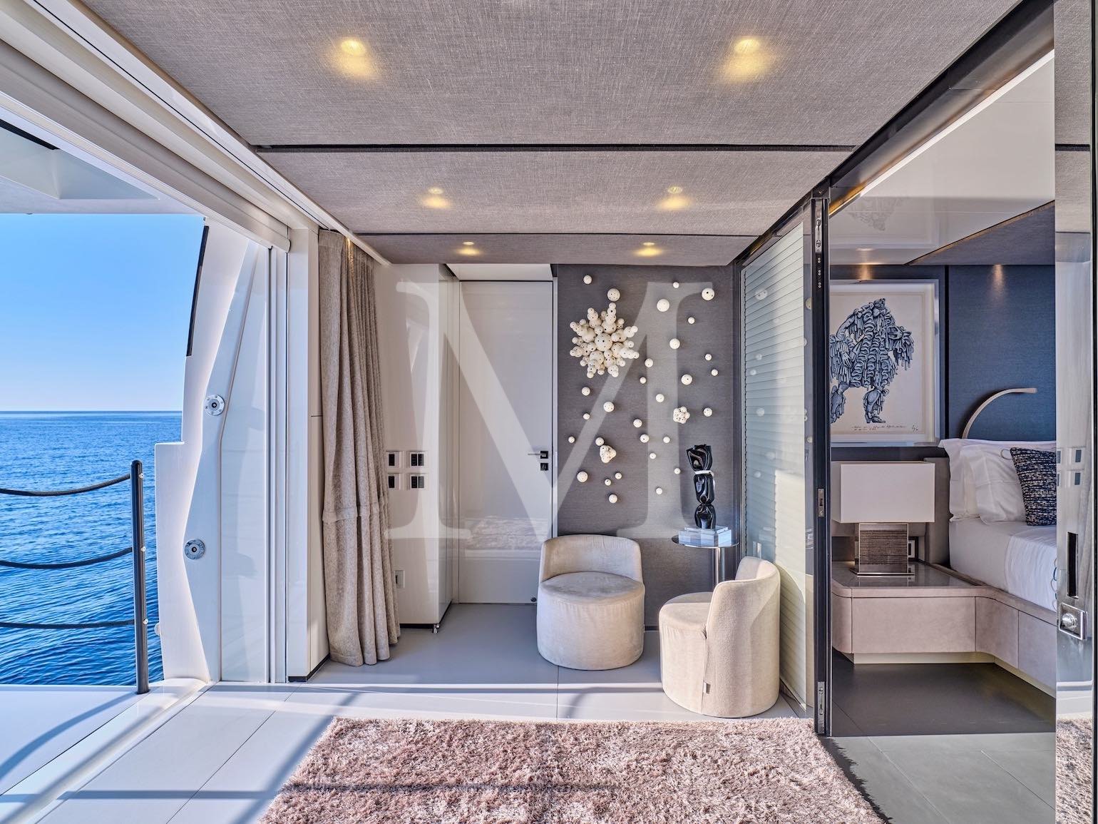 RIANA_II_sanlorenzo_yacht_master_balcony