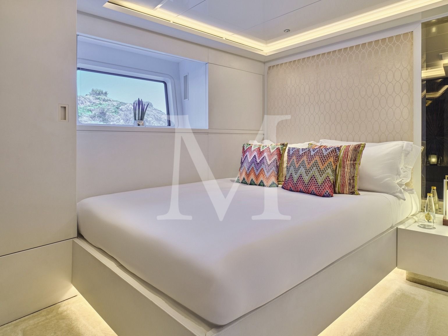 charter yacht 5 double cabins GALA I