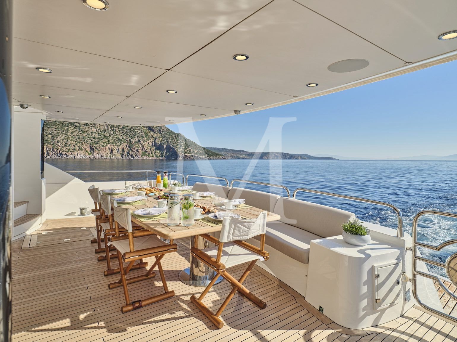BLADE I Sunseeker charter - aft deck