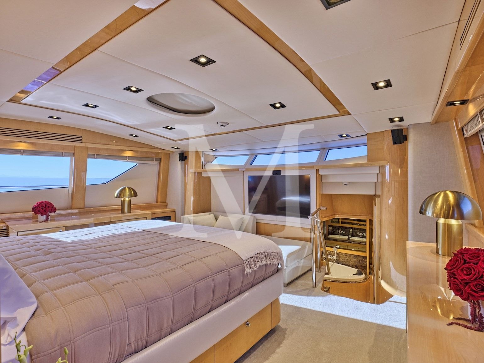 BLADE I Sunseeker charter - master 2