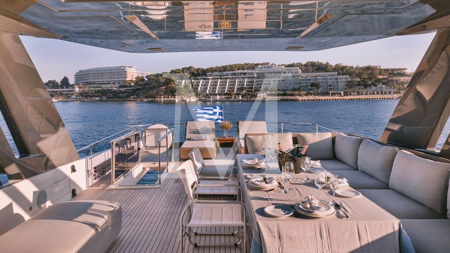 Anassa_A_ferretti_charter_Greece_sundeck
