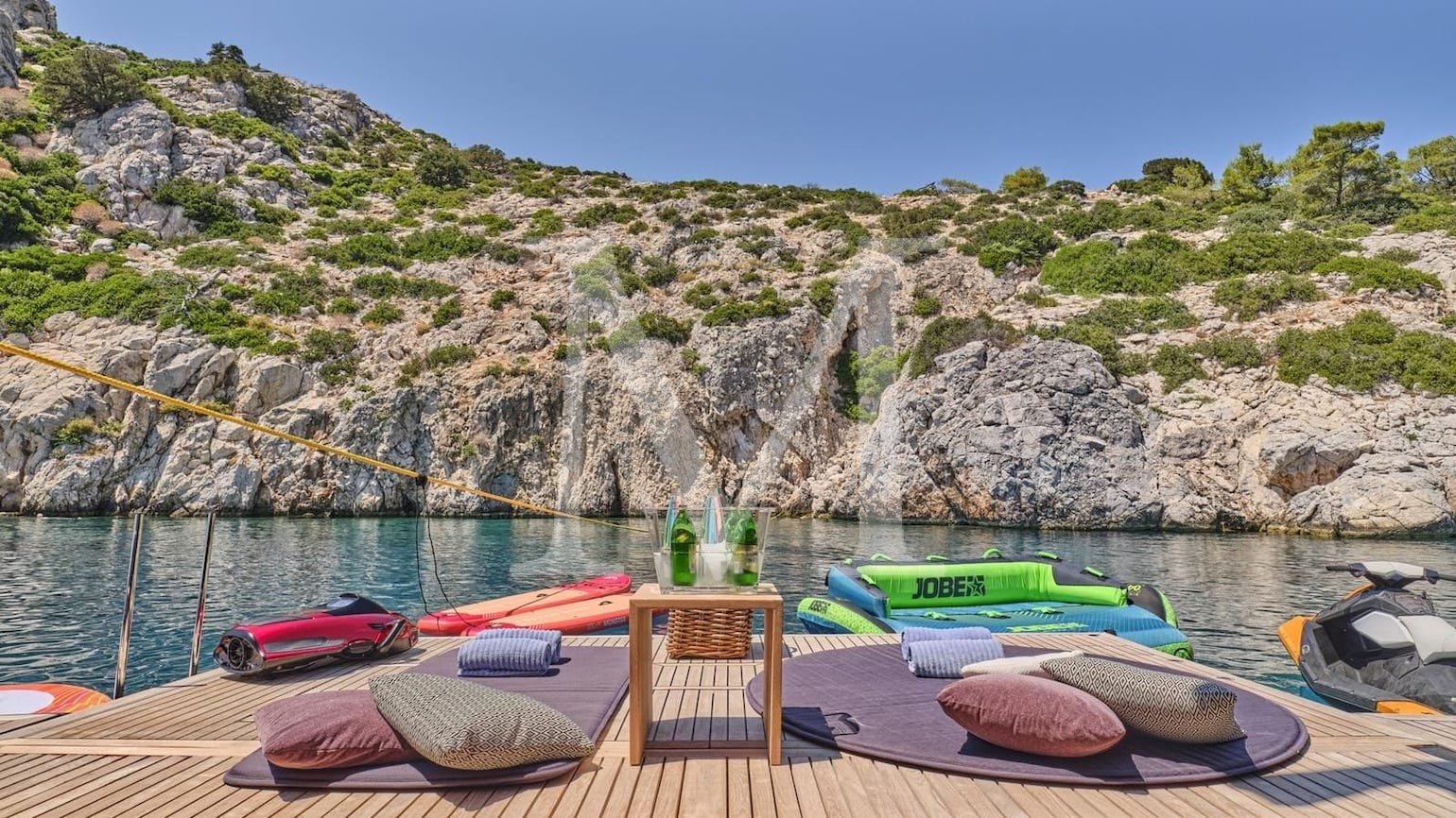 once more yacht charter beach club3