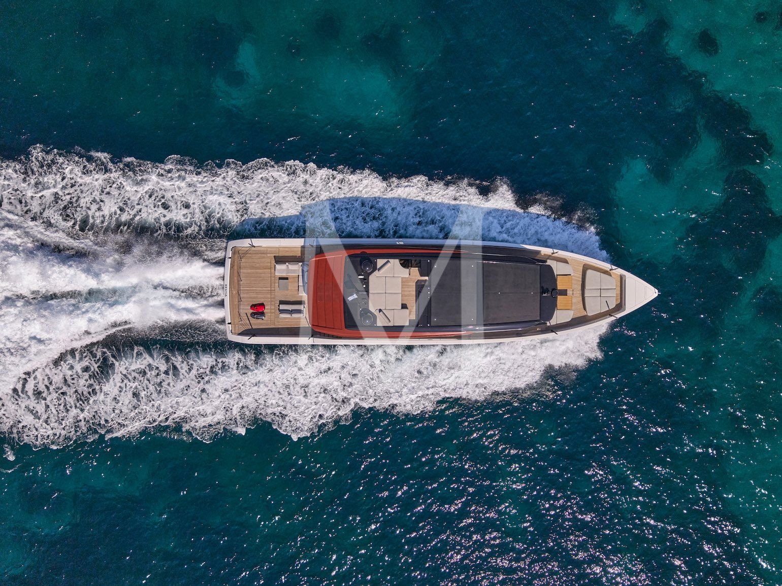 bestia Sanlorenzo 2024 charter