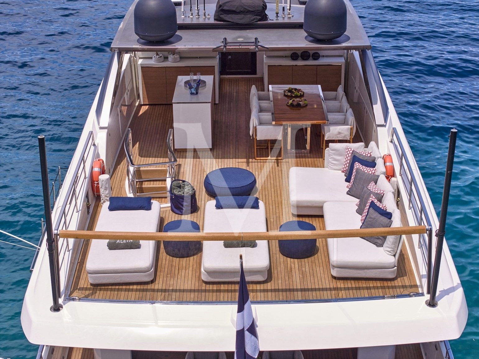 Charter yacht Alein greece sundeck2