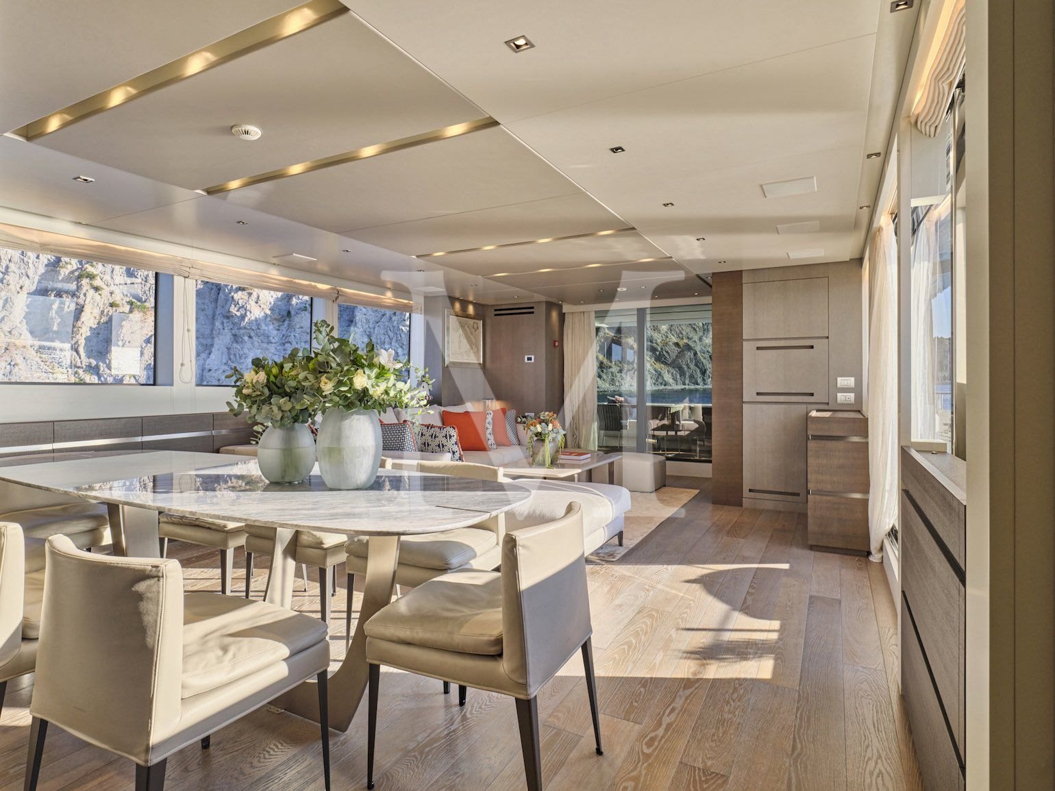 Charter yacht Alein greece salon dining