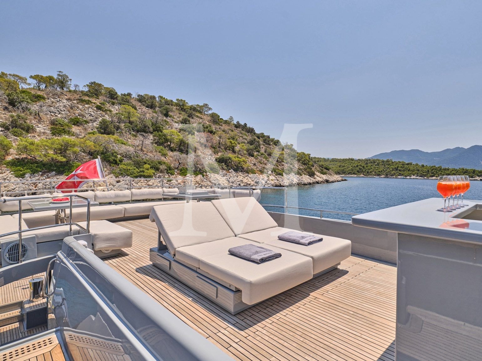 Not_Guilty_3_yacht_charter_aerial_sundeck_loungers