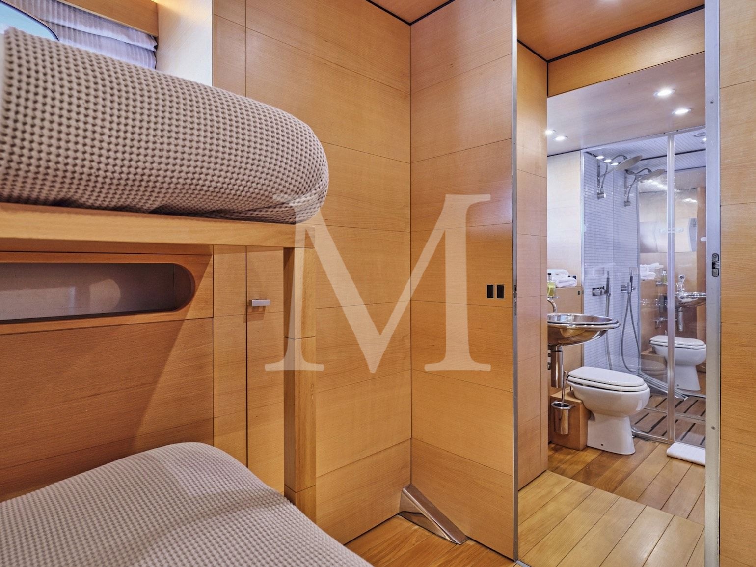 not guilty yacht Double pullman