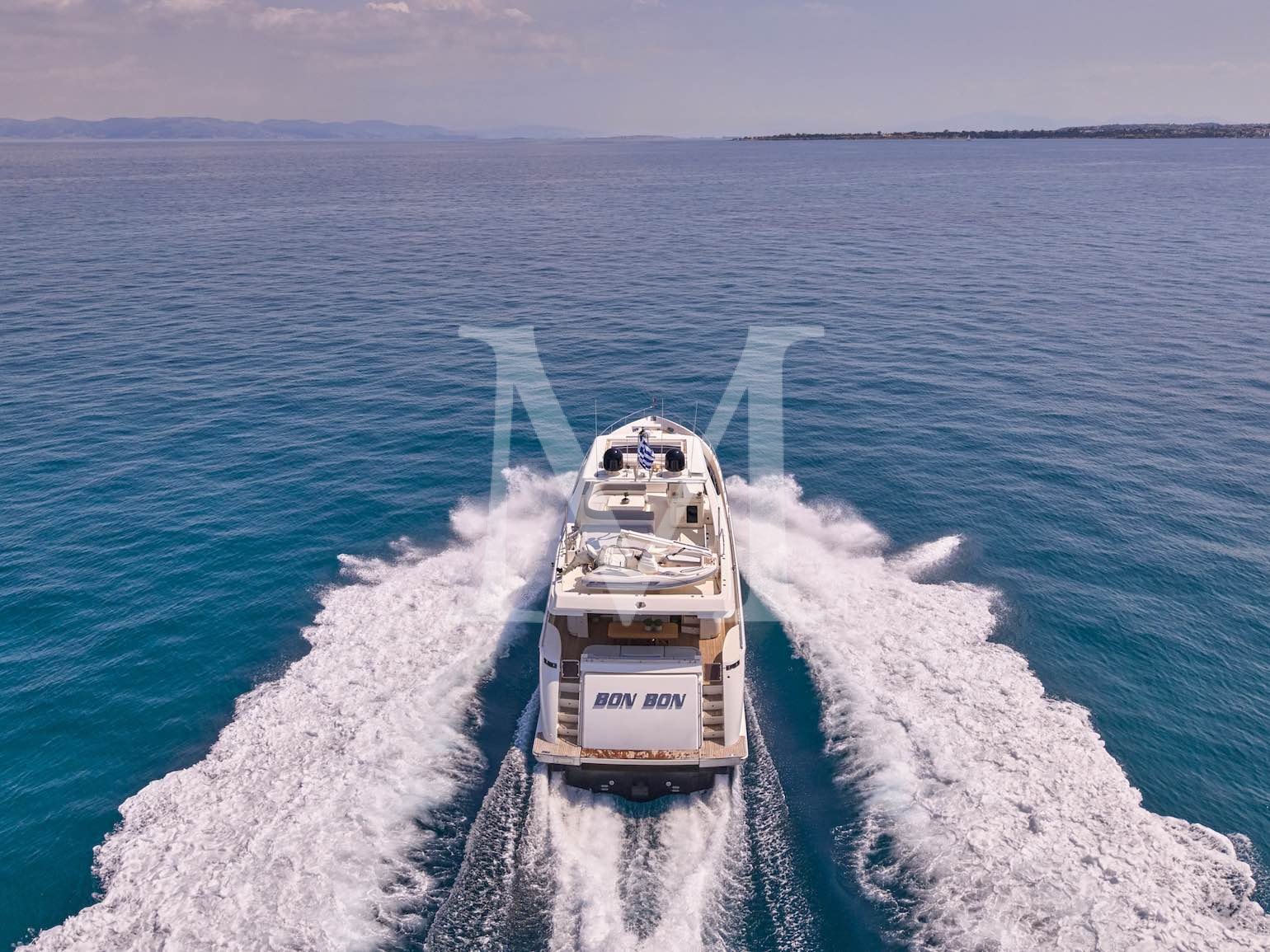 charter 24m Ferretti Bon Bon in greece