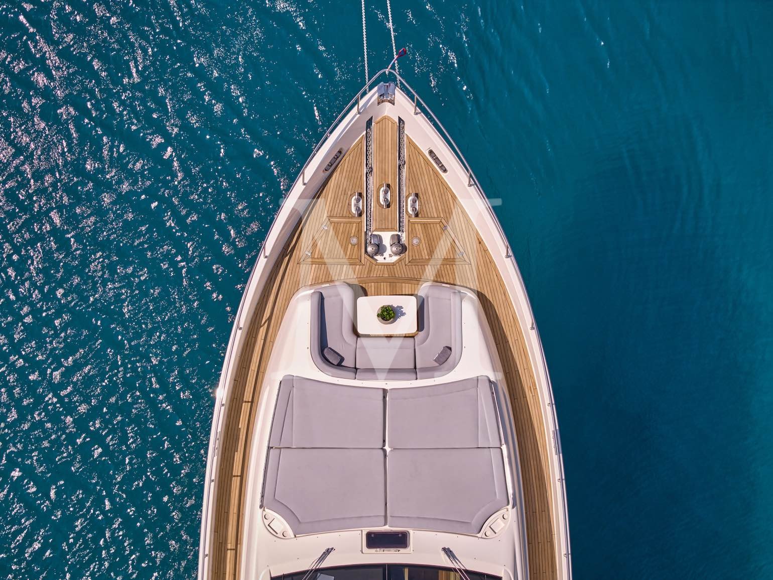 24m Ferretti Bon Bon charter greece bow