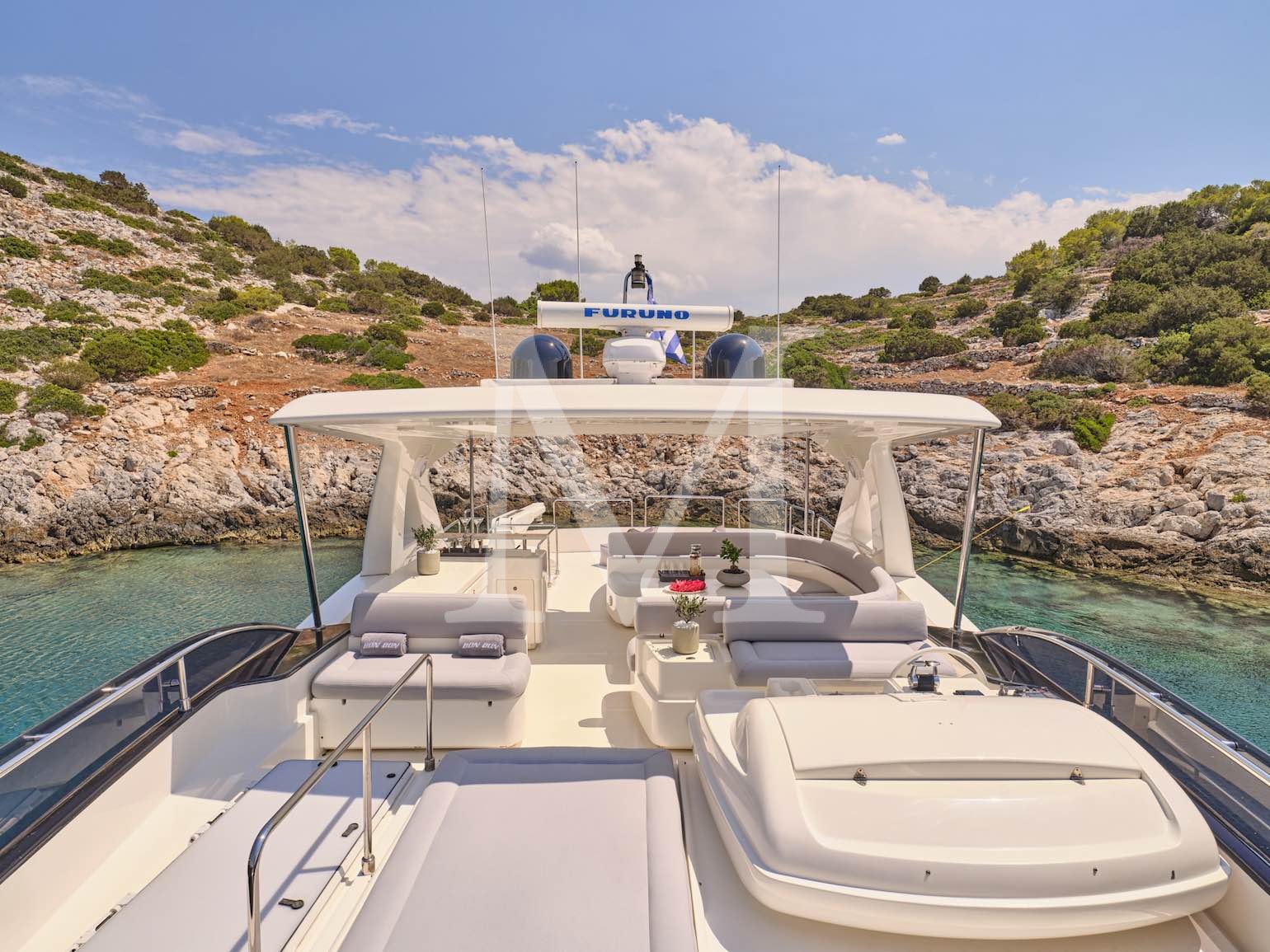 24m Ferretti Bon Bon charter greece flybridge
