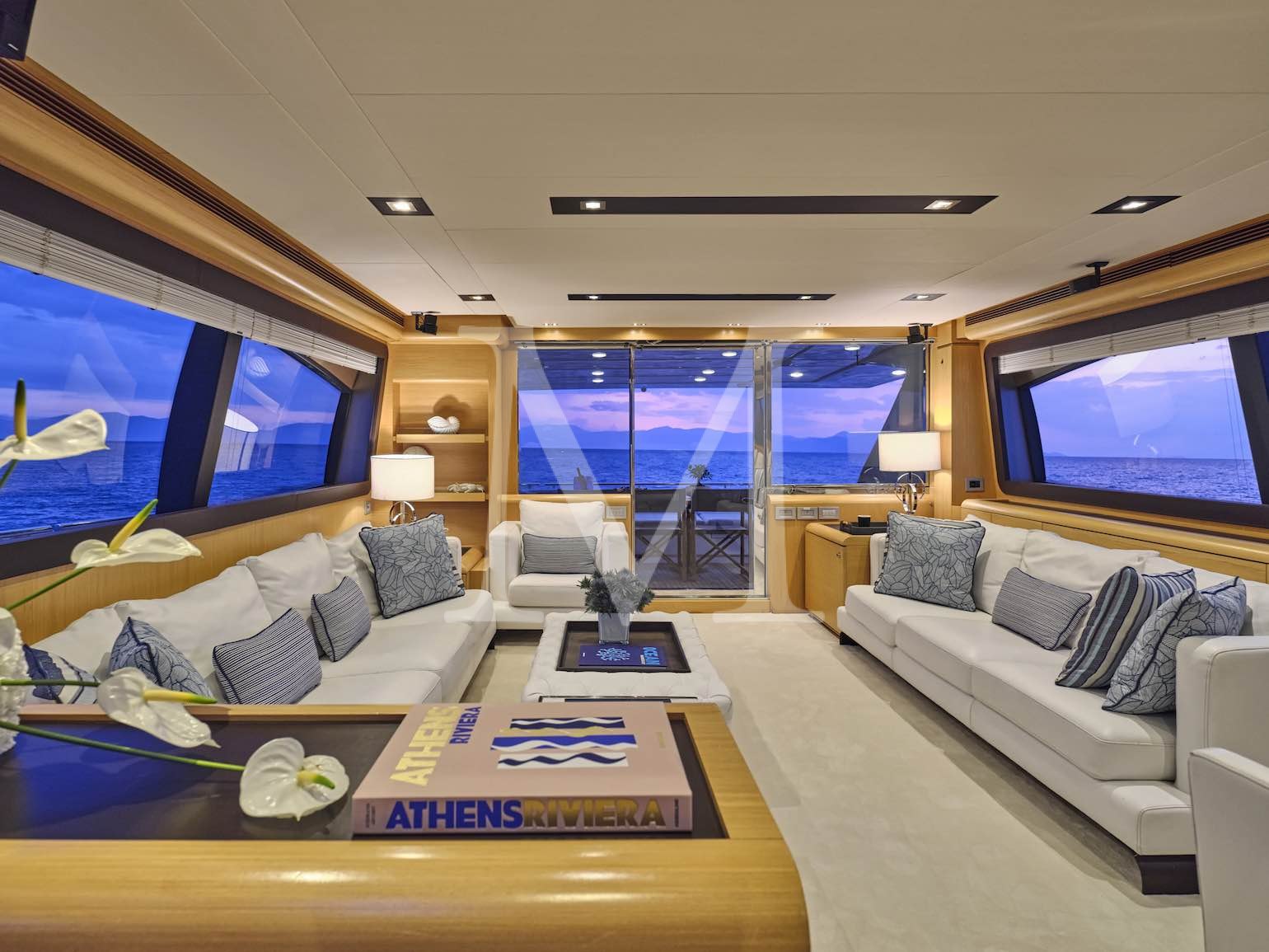 24m Ferretti Bon Bon charter greece salon by night