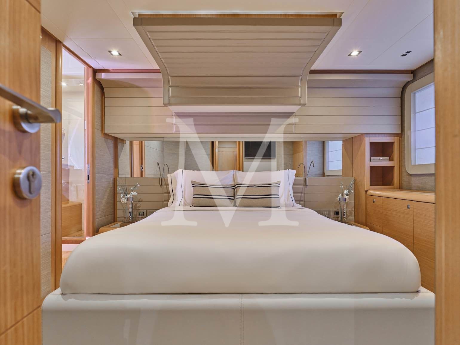 24m Ferretti Bon Bon charter greece VIP